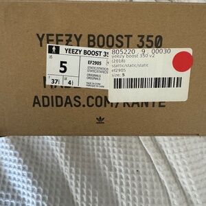 Yeezy Boost 350